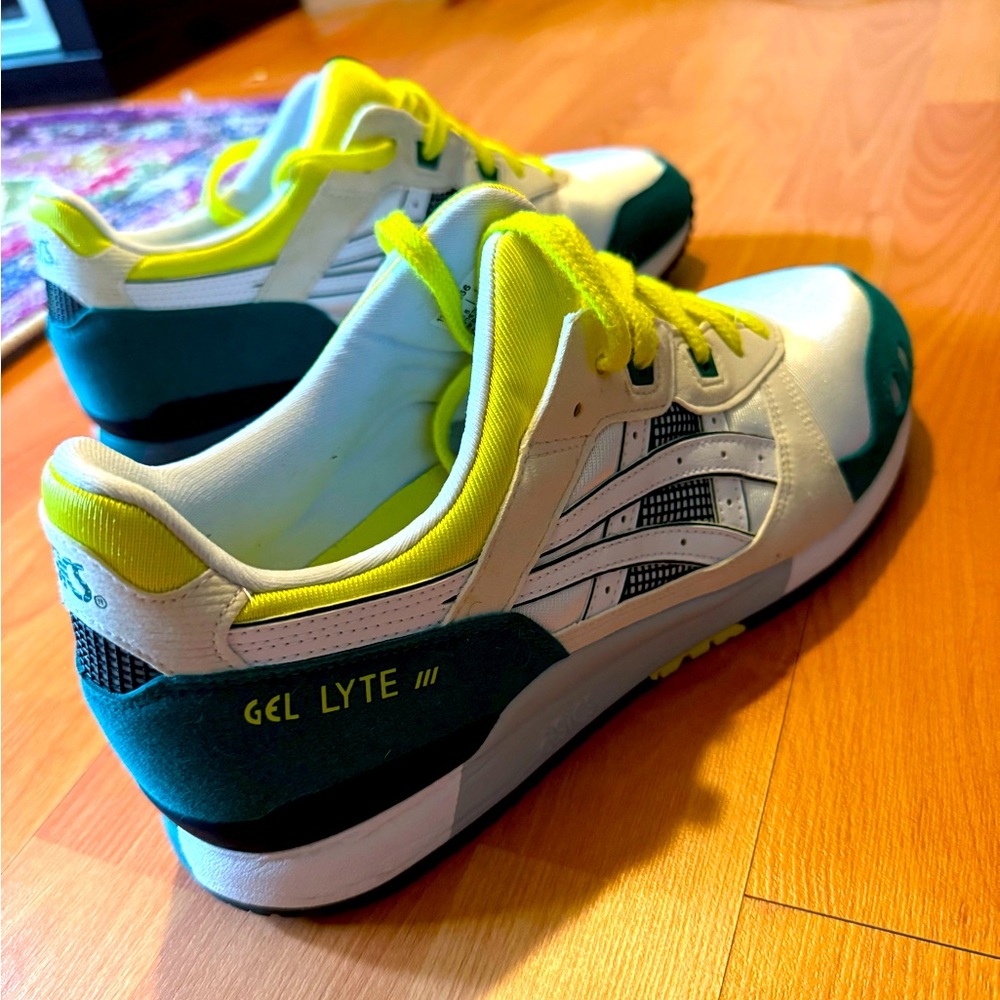 ASICS Gel Lyte III. Men’s size 11